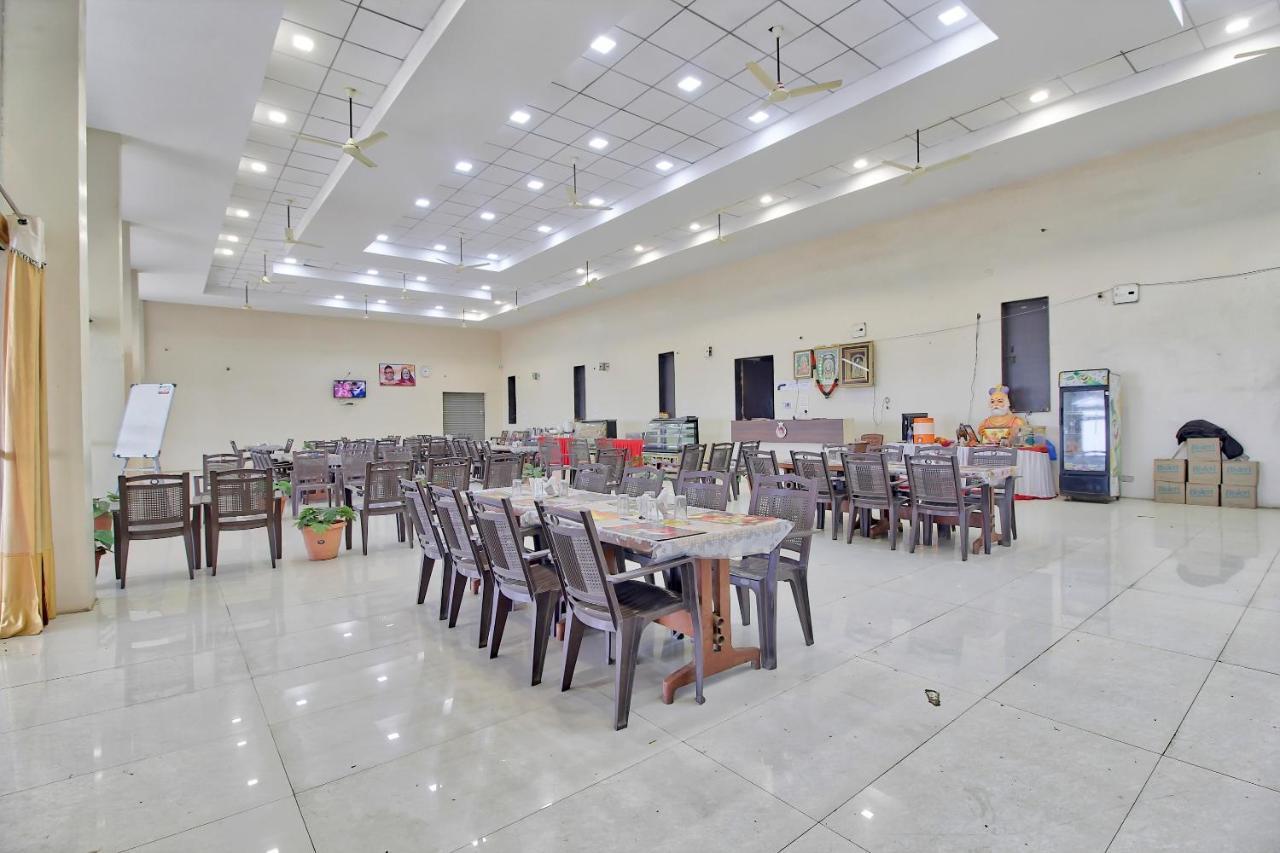 Oyo 61311 Maharaja Agrasen Resort And Lodging Buldhana Exteriör bild