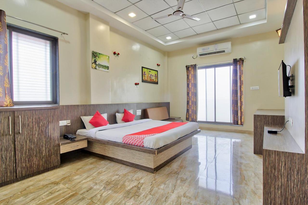 Oyo 61311 Maharaja Agrasen Resort And Lodging Buldhana Exteriör bild