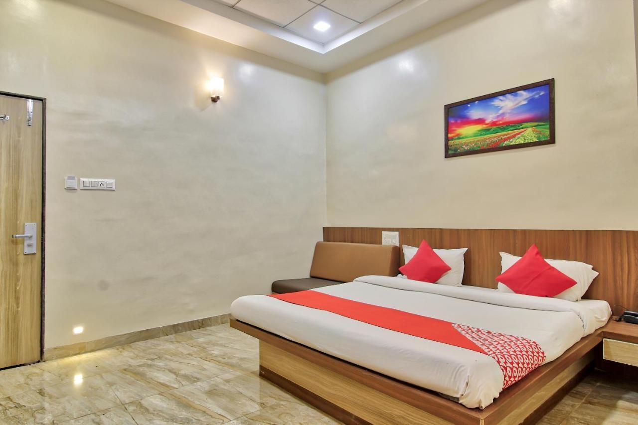 Oyo 61311 Maharaja Agrasen Resort And Lodging Buldhana Exteriör bild