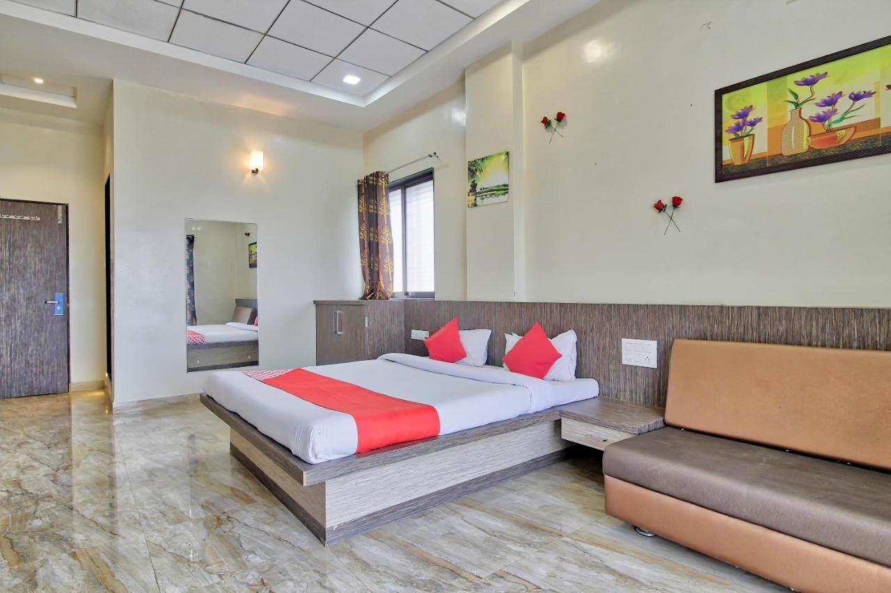 Oyo 61311 Maharaja Agrasen Resort And Lodging Buldhana Exteriör bild